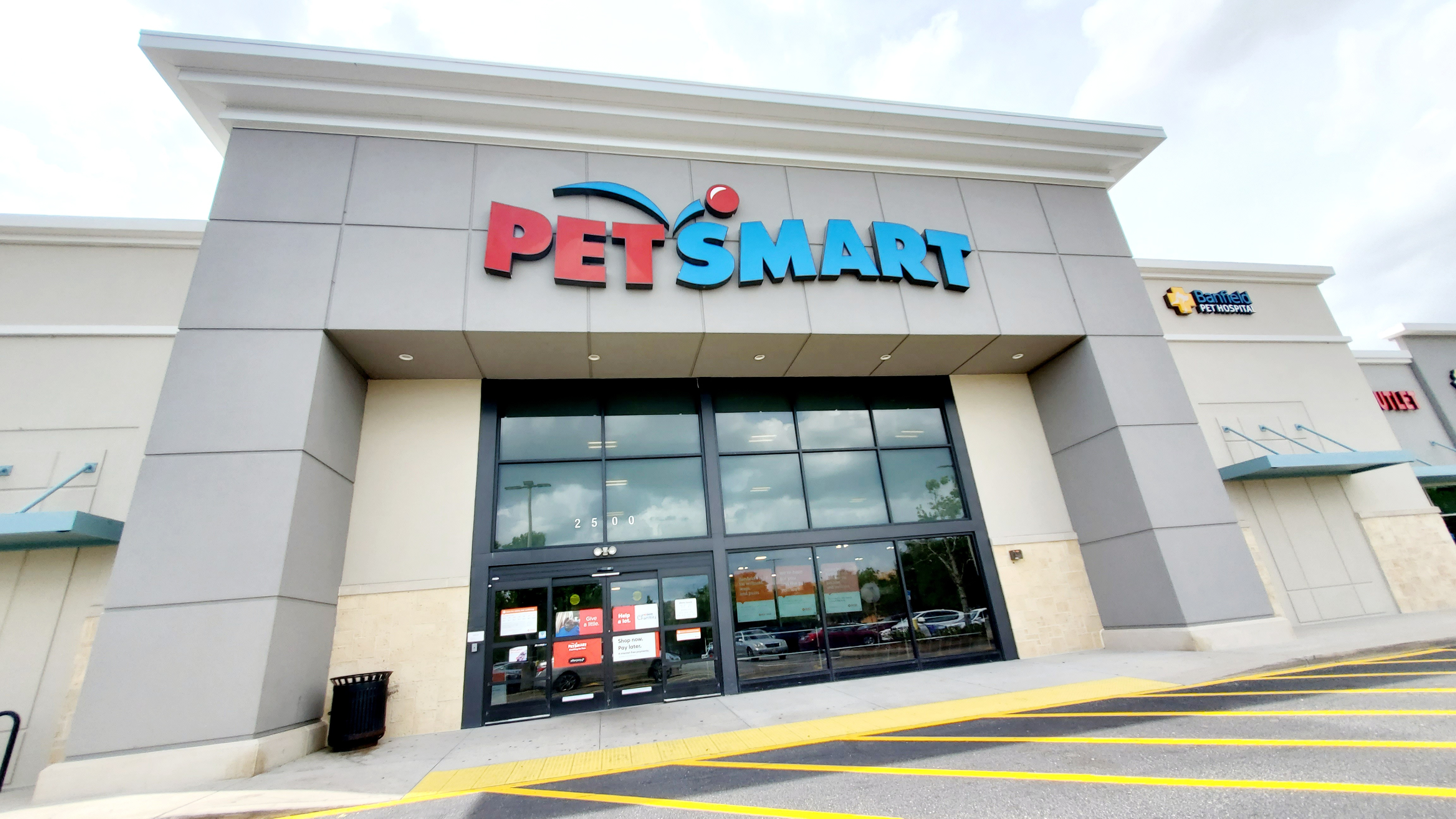 nearest petsmart to this location