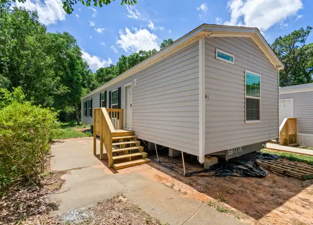 pet friendly mobile homes for sale near me